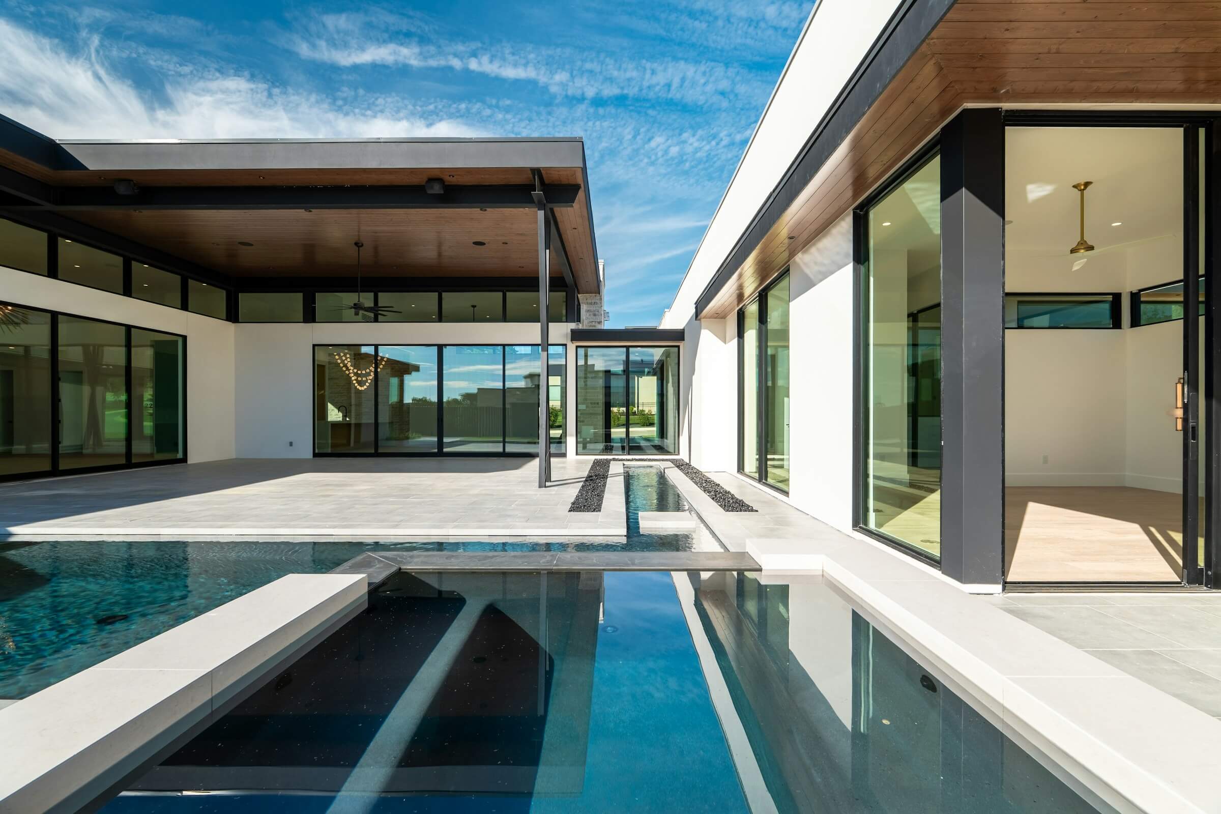 Luxury real estate coaching guide for agents and team leaders building a profitable, well-positioned business in the high-end real estate market.